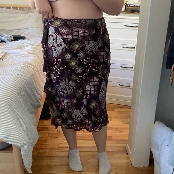 Vintage 90s Purple Floral Midi Skirt - Picture 6 of 6